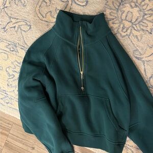 Lululemon Scuba Funnel Neck Size M/L